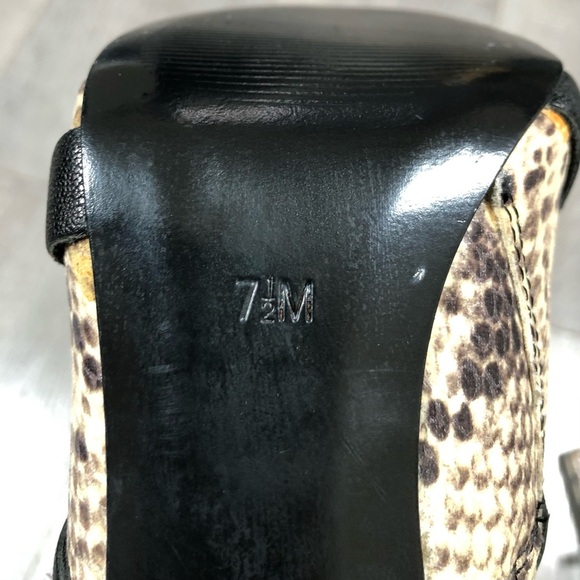 GUESS Women’s Heeled Boots Parley Snake Printed Pointed Size 7 ½ M - Picture 11 of 12